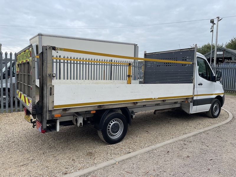 Mercedes-Benz 315 2.0 CDI Progressive L3 LWB DROPSIDE TAIL LIFT - WHITE