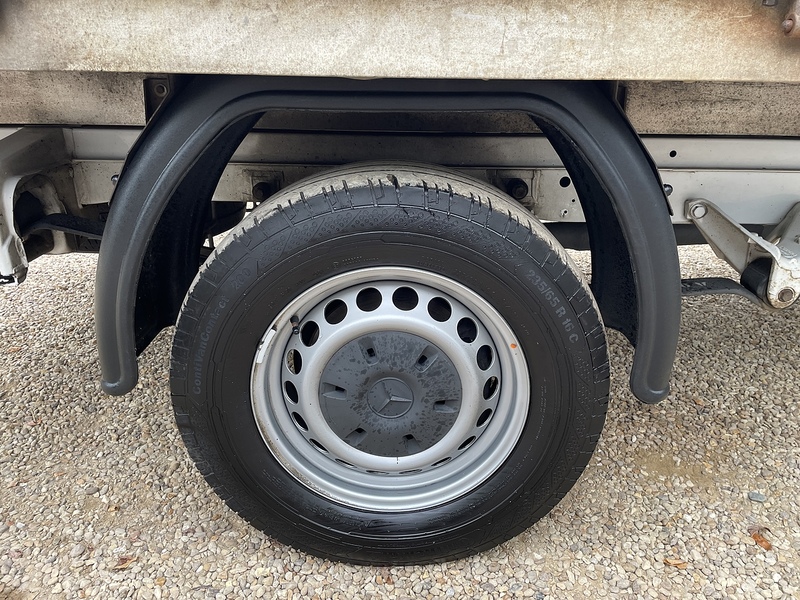 Mercedes-Benz 315 2.0 CDI Progressive L3 LWB DROPSIDE TAIL LIFT - WHITE