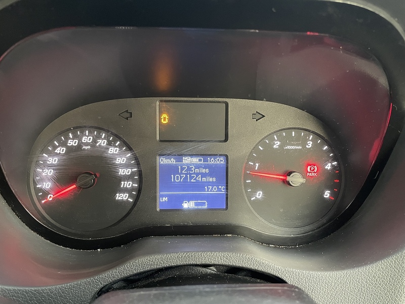 Mercedes-Benz 314 2.1 CDI L3 LWB DROPSIDE TAIL LIFT - WHITE