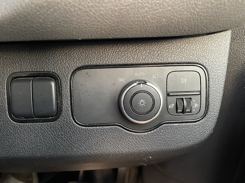 Mercedes-Benz 314 2.1 CDI L3 LWB DROPSIDE TAIL LIFT - WHITE