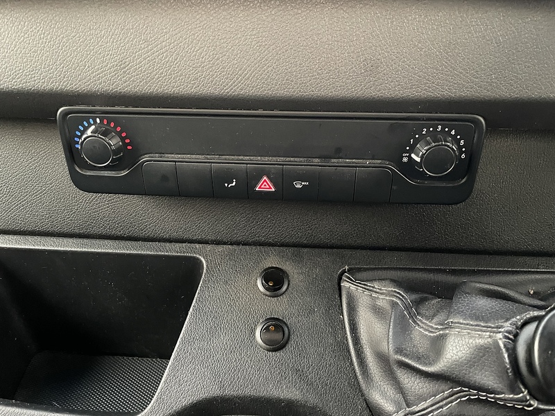 Mercedes-Benz 314 2.1 CDI L3 LWB DROPSIDE TAIL LIFT - WHITE