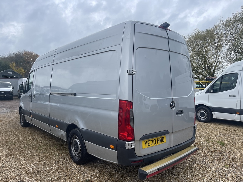 Mercedes-Benz 315 2.0 CDI Progressive L3 PANEL VAN - SILVER