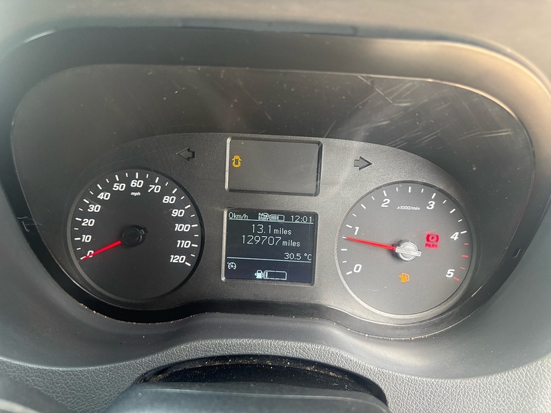 Mercedes-Benz 315 2.0 CDI Progressive L3 PANEL VAN - SILVER