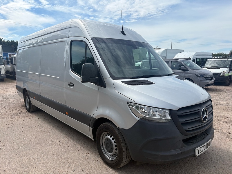 Mercedes-Benz 315 2.0 CDI Progressive L3 PANEL VAN - SILVER