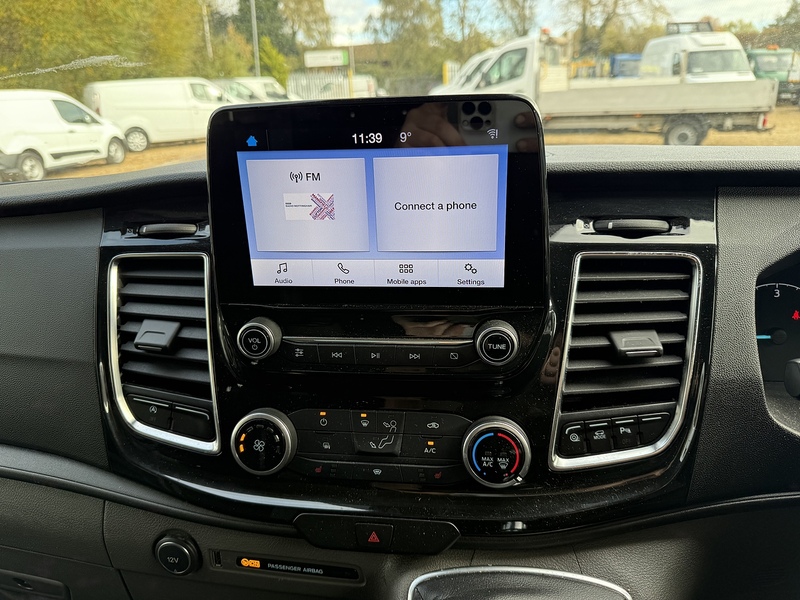 Ford 300 2.0 Ecoblue Limited L1 H1 SWB PANEL VAN - WHITE