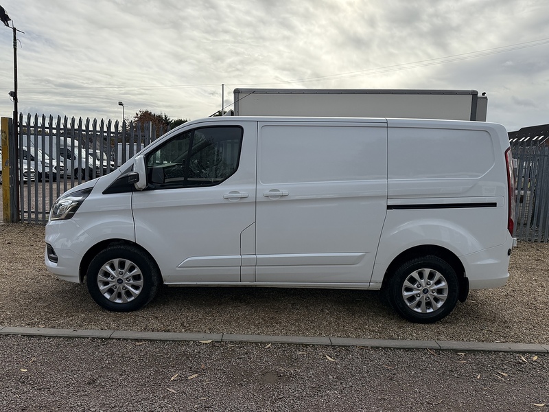 Ford 300 2.0 Ecoblue Limited L1 H1 SWB PANEL VAN - WHITE