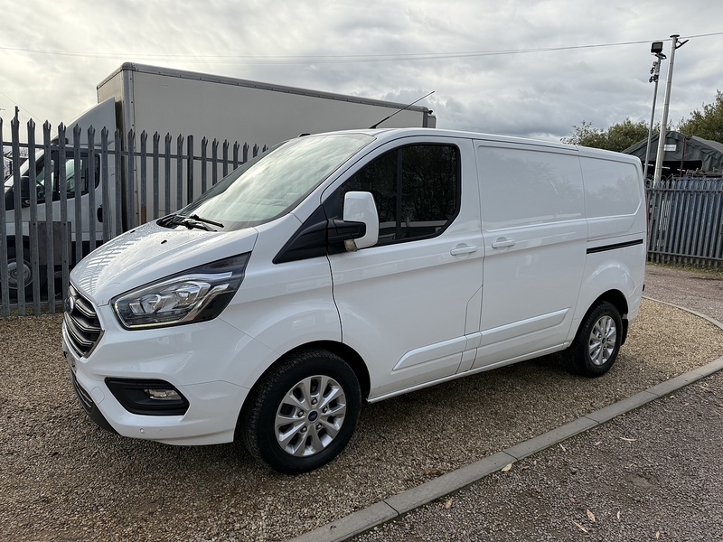 Ford 300 2.0 Ecoblue Limited L1 H1 SWB PANEL VAN - WHITE