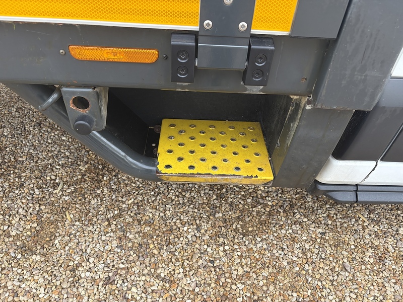 Ford 470 2.0 170bhp EcoBlue RWD L4 XLWB DROPSIDE (DRW) 2.0 4dr Dropside Manual Diesel