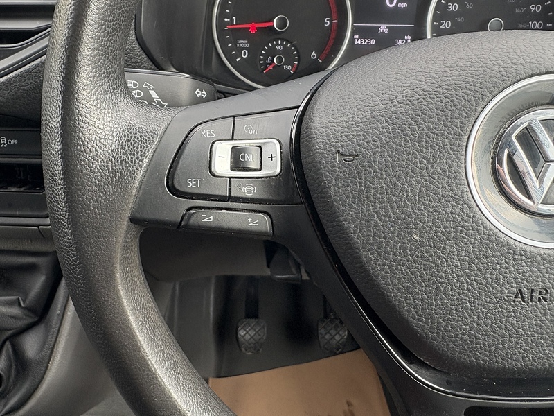 Volkswagen 2.0 TDI CR35 Trendline Panel Van 5dr Diesel Manual RWD MWB Euro 6 (s/s) (177 ps)