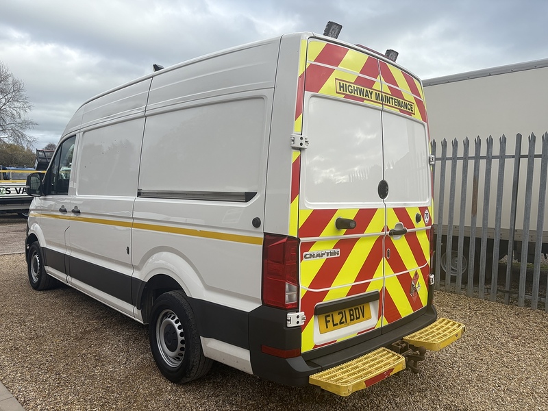 Volkswagen 2.0 TDI CR35 Trendline Panel Van 5dr Diesel Manual RWD MWB Euro 6 (s/s) (177 ps)