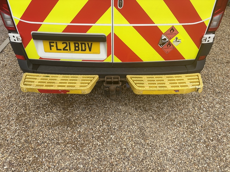 Volkswagen 2.0 TDI CR35 Trendline Panel Van 5dr Diesel Manual RWD MWB Euro 6 (s/s) (177 ps)