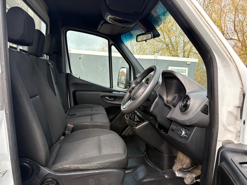 Mercedes-Benz 315 2.0 CDI Progressive L3 LWB DROPSIDE - WHITE