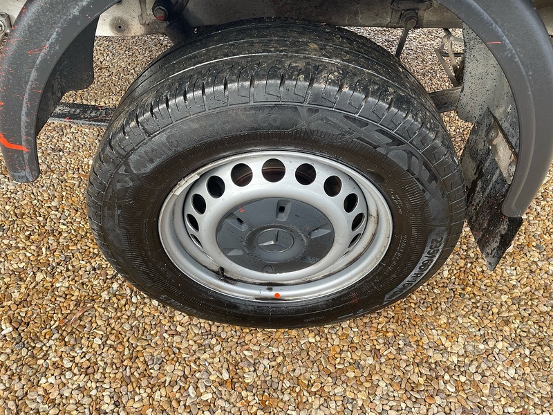 Mercedes-Benz 315 2.0 CDI Progressive L3 LWB 14ft DROPSIDE - AUTOMATIC