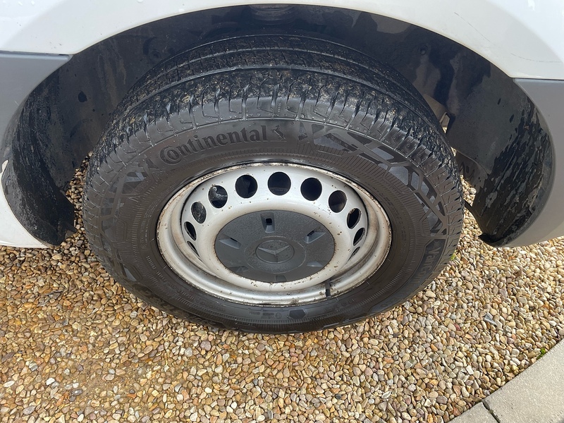 Mercedes-Benz 315 2.0 CDI Progressive L3 LWB 14ft DROPSIDE - AUTOMATIC