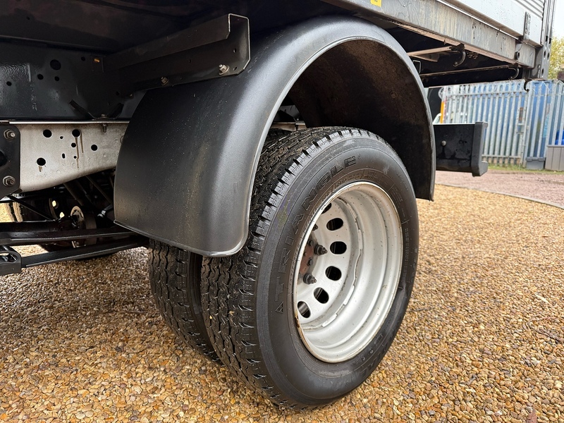 Ford 350 2.0 EcoBlue Leader MWB SINGLE CAB TIPPER - SILVER