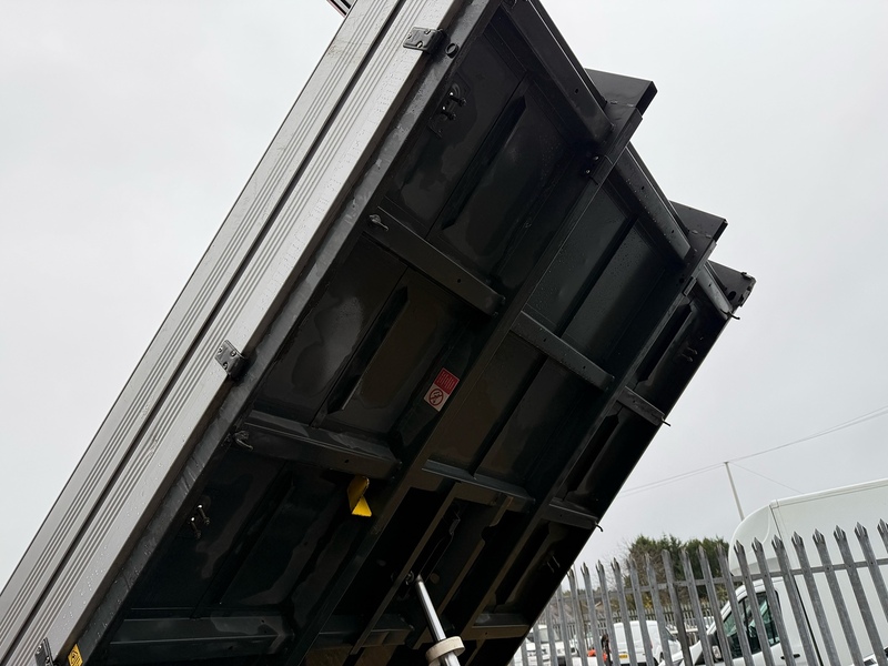 Ford 350 2.0 EcoBlue Leader MWB SINGLE CAB TIPPER - SILVER