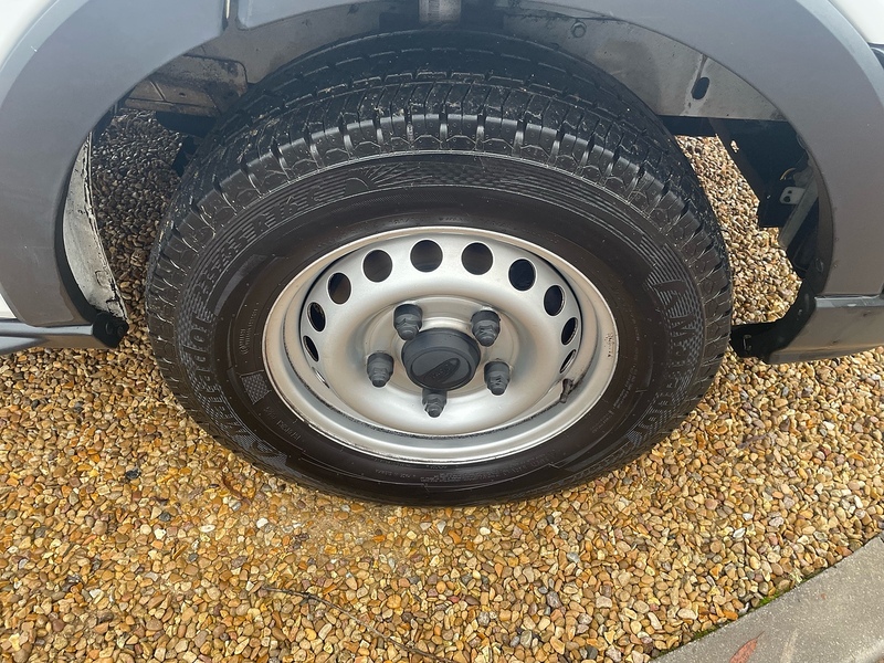 Ford 350 2.0 EcoBlue Leader L3 LWB LUTON VAN - TAIL LIFT