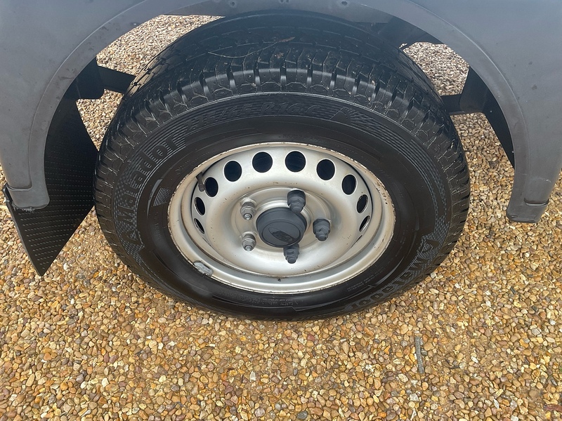 Ford 350 2.0 EcoBlue Leader L3 LWB LUTON VAN - TAIL LIFT