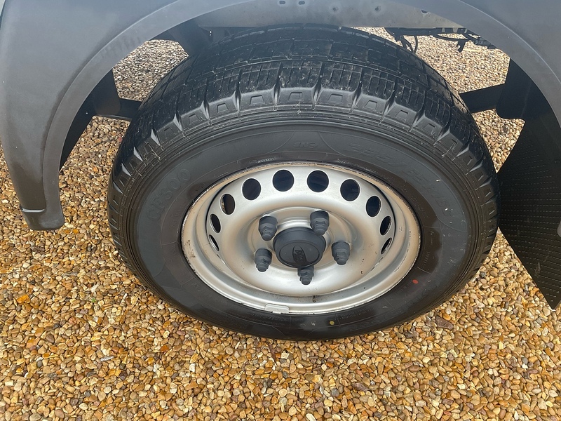 Ford 350 2.0 EcoBlue Leader L3 LWB LUTON VAN - TAIL LIFT