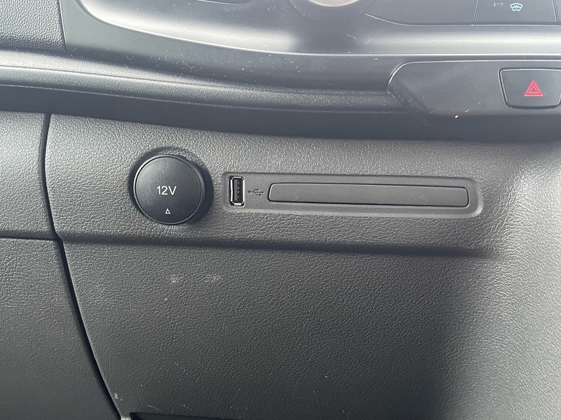 Ford 350 2.0 EcoBlue Leader L3 LWB LUTON VAN - TAIL LIFT