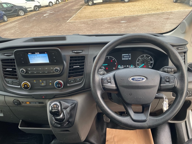 Ford 350 2.0 EcoBlue Leader L4 XLWB DROPSIDE - WHITE