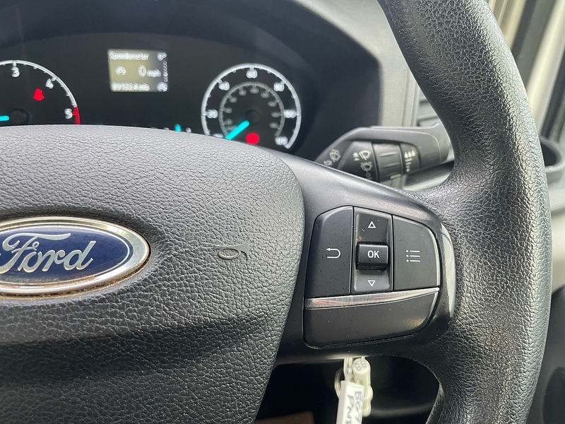 Ford 350 2.0 EcoBlue Leader L4 XLWB DROPSIDE - WHITE