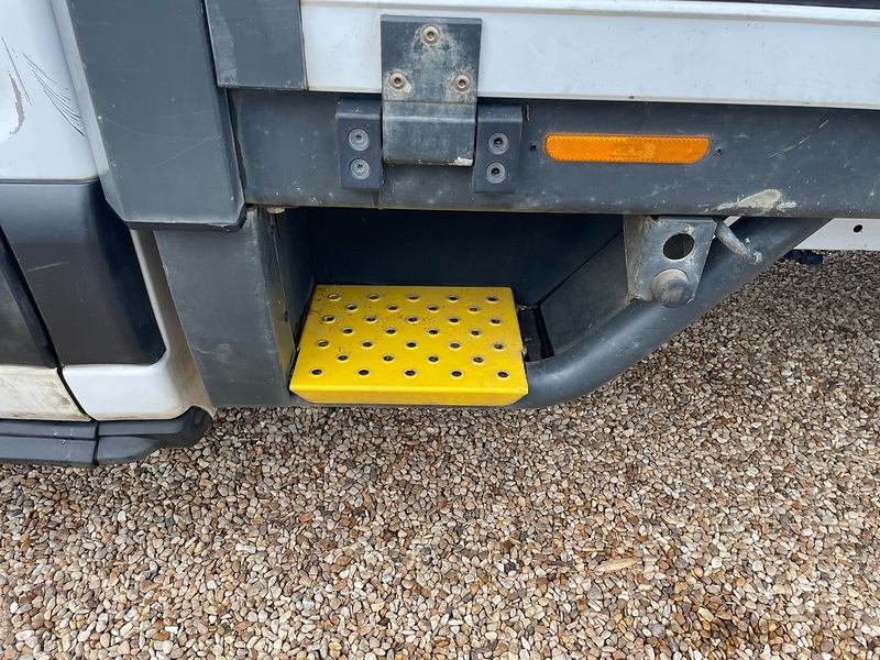 Ford 350 2.0 EcoBlue Leader L4 XLWB DROPSIDE - WHITE