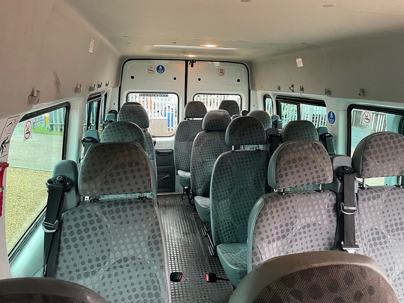 Ford TDCi 430 2.2 L4 XLWB MINIBUS - 17 SEATS