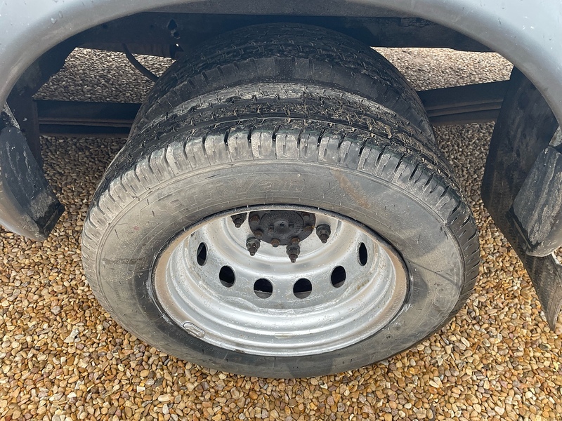 Ford TDCi 430 2.2 L4 XLWB MINIBUS - 17 SEATS