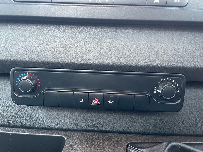 Mercedes-Benz 315 2.0 CDI Progressive L3 LWB 14FT DROPSIDE TAIL LIFT