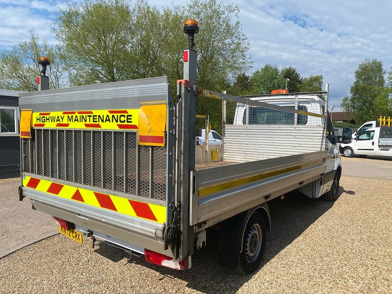 Mercedes-Benz 315 2.0 CDI Progressive L3 LWB 14FT DROPSIDE TAIL LIFT