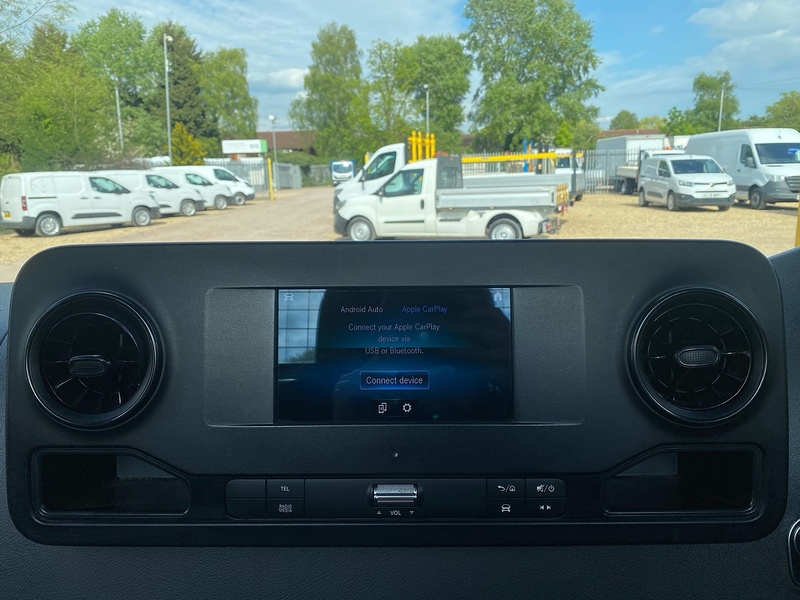 Mercedes-Benz 315 2.0 CDI Progressive L3 LWB 14FT DROPSIDE TAIL LIFT