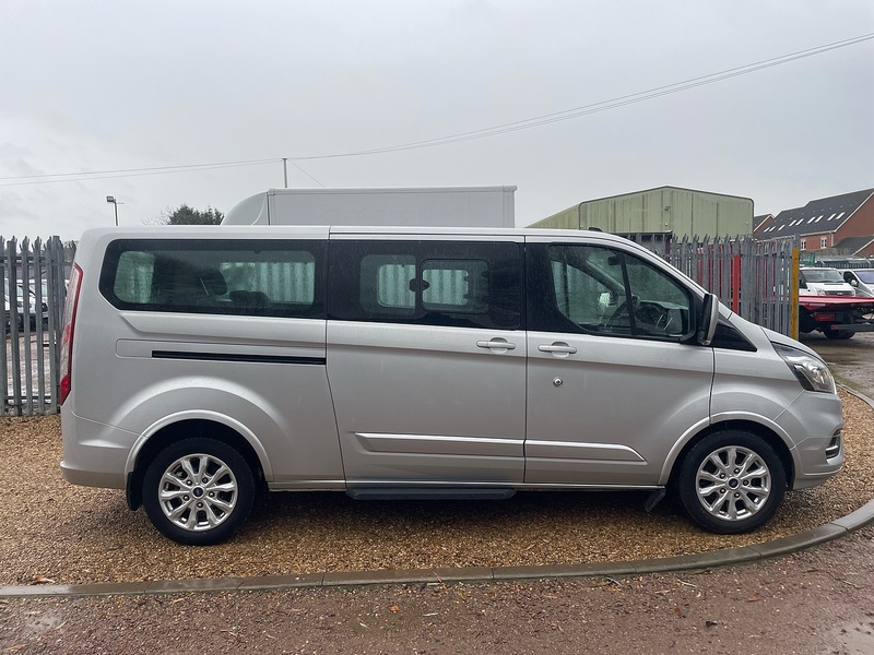 Ford 320 2.0 EcoBlue MHEV Titanium 9 SEAT MPV LWB MINIBUS