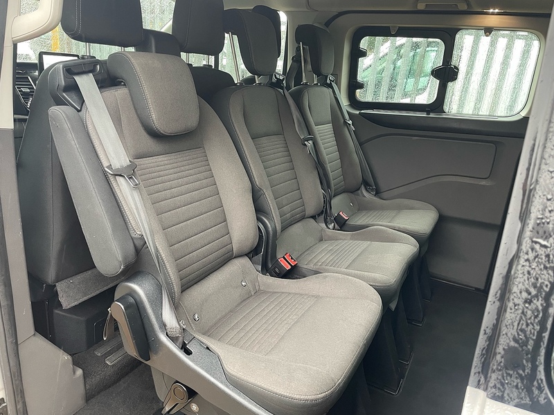 Ford 320 2.0 EcoBlue MHEV Titanium 9 SEAT MPV LWB MINIBUS