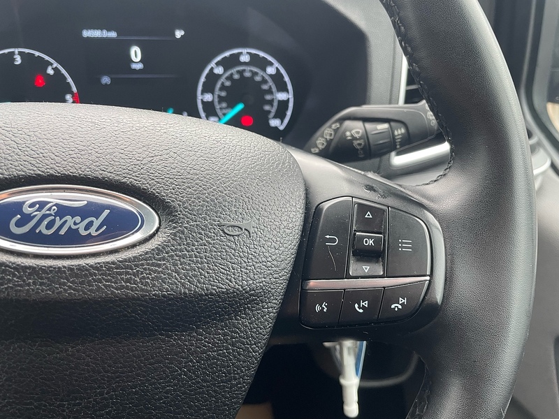 Ford 320 2.0 EcoBlue MHEV Titanium 9 SEAT MPV LWB MINIBUS