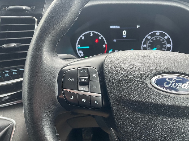 Ford 320 2.0 EcoBlue MHEV Titanium 9 SEAT MPV LWB MINIBUS