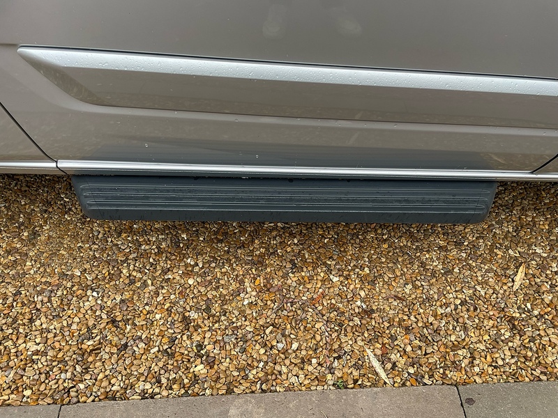 Ford 320 2.0 EcoBlue MHEV Titanium 9 SEAT MPV LWB MINIBUS