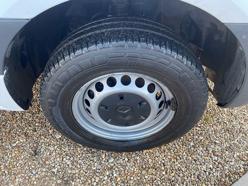 Mercedes-Benz 315 2.0 CDI Progressive L3 LWB DROPSIDE - WHITE