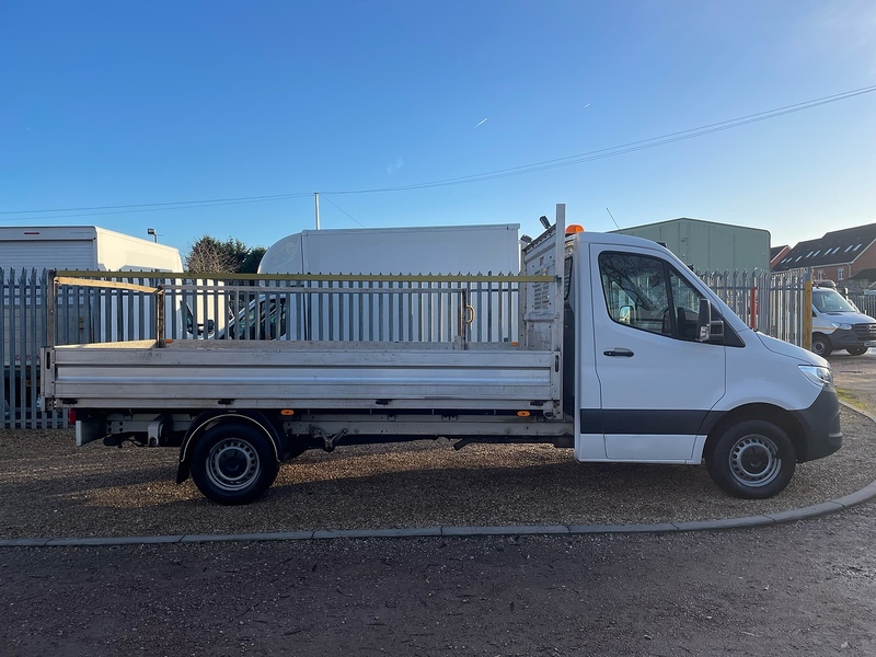 Mercedes-Benz 315 2.0 CDI Progressive L3 LWB DROPSIDE - WHITE