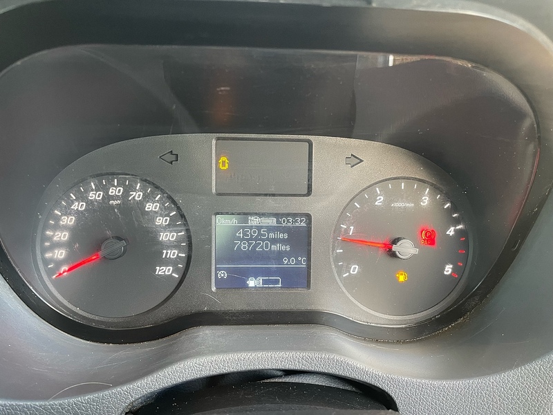 Mercedes-Benz 315 2.0 CDI Progressive L3 LWB DROPSIDE - WHITE