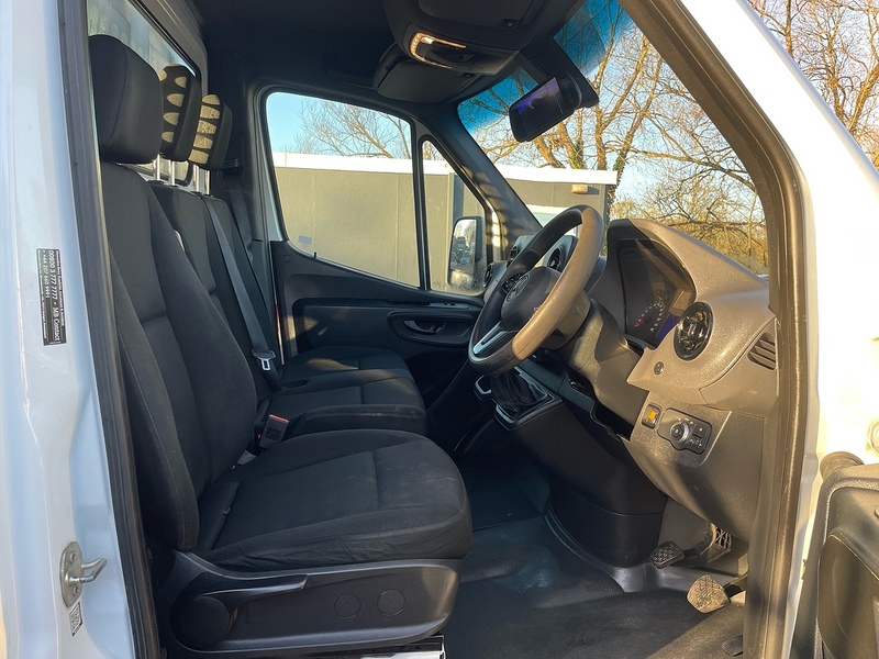 Mercedes-Benz 315 2.0 CDI Progressive L3 LWB DROPSIDE - WHITE