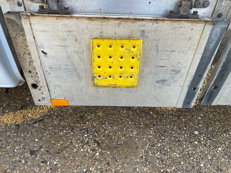 Mercedes-Benz 315 2.0 CDI Progressive L3 LWB DROPSIDE - WHITE