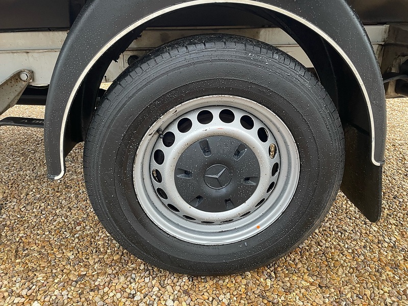 Mercedes-Benz 315 2.0 CDI Progressive L3 LWB 14ft DROPSIDE