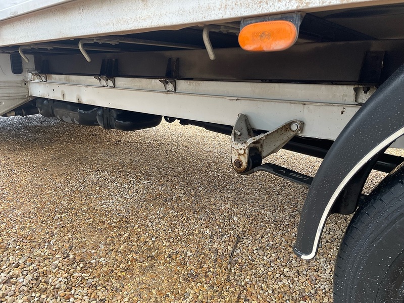 Mercedes-Benz 315 2.0 CDI Progressive L3 LWB 14ft DROPSIDE