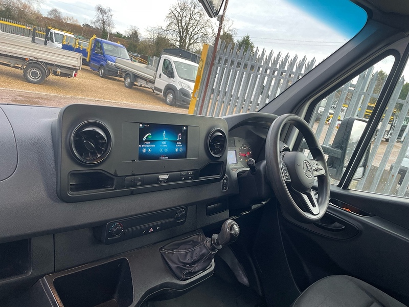 Mercedes-Benz 315 2.0 CDI Progressive L3 LWB 14ft DROPSIDE