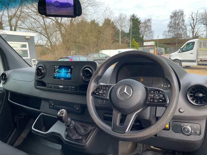 Mercedes-Benz 315 2.0 CDI Progressive L3 LWB 14ft DROPSIDE