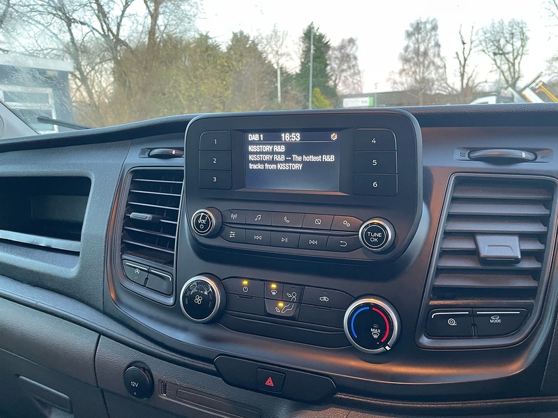 Ford 350 EcoBlue Leader 2.0 L3 H2 LWB MESS WELFARE VAN