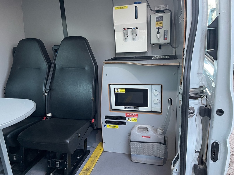 Ford 350 EcoBlue Leader 2.0 L3 H2 LWB MESS WELFARE VAN