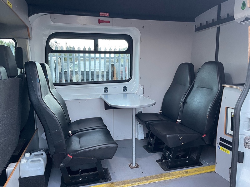 Ford 350 EcoBlue Leader 2.0 L3 H2 LWB MESS WELFARE VAN