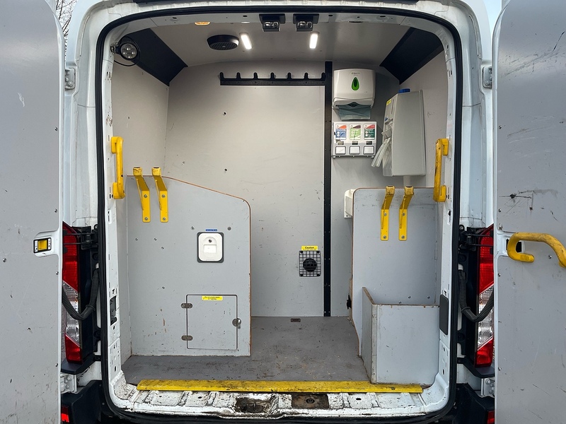 Ford 350 EcoBlue Leader 2.0 L3 H2 LWB MESS WELFARE VAN